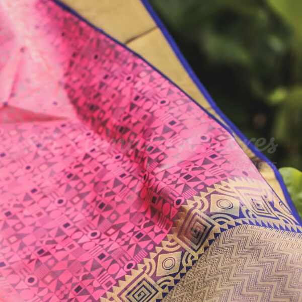 Pink Body With Blue Border - Image 3