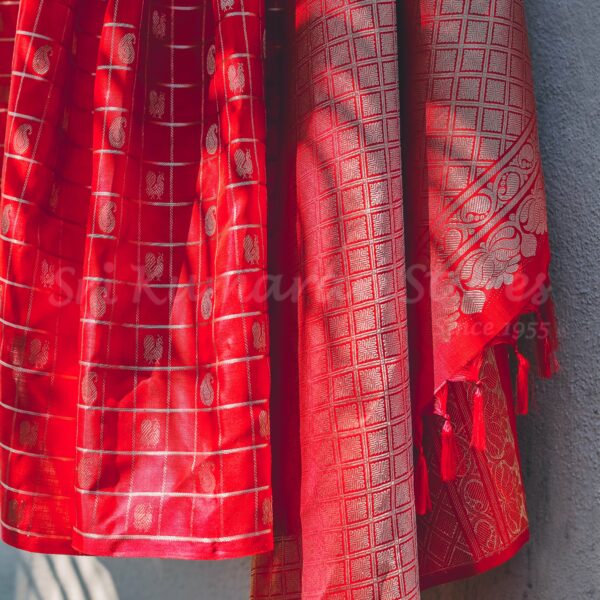 Red Body With Silver Checks - Image 2
