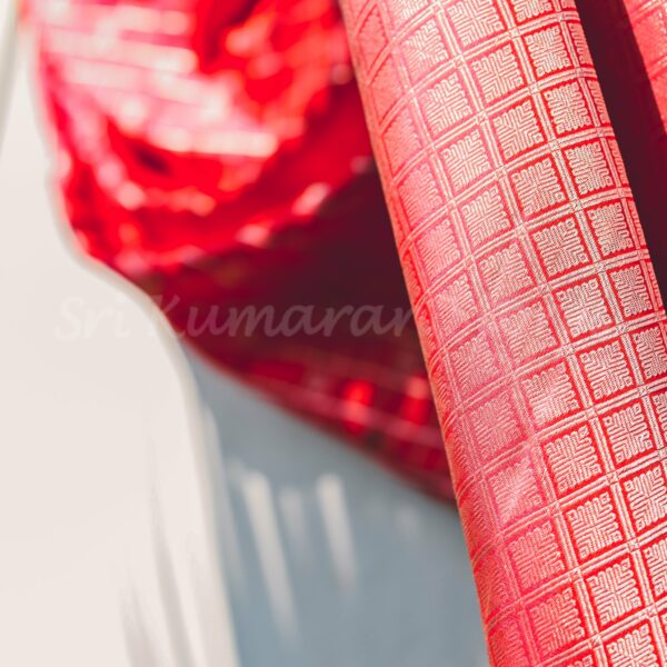 Red Body With Silver Checks - Image 3