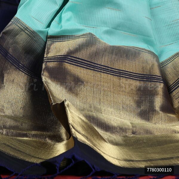 Blue Saree With Dark Blue Border - Image 3
