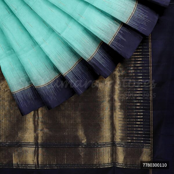Blue Saree With Dark Blue Border - Image 5