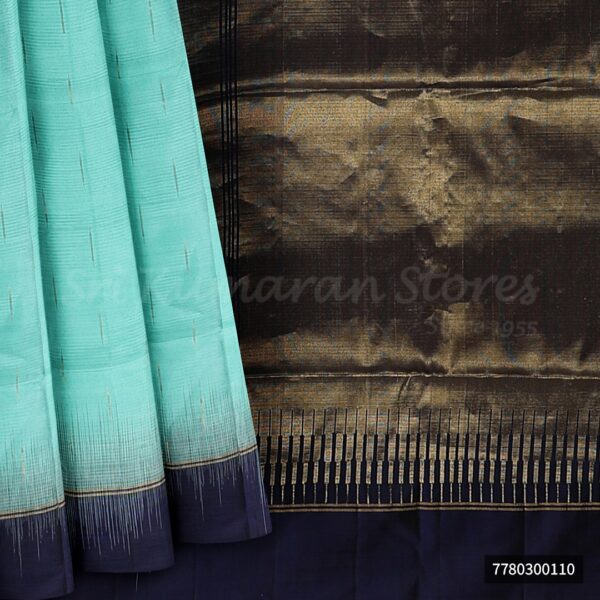 Blue Saree With Dark Blue Border - Image 6