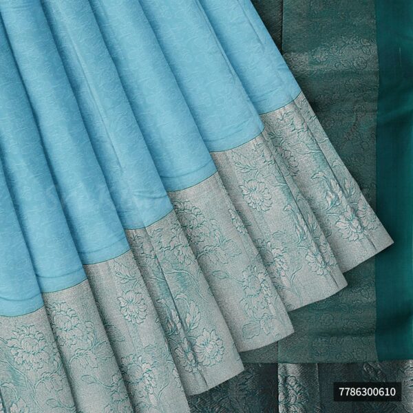 Blue Saree With Turquoise Blue Border - Image 4