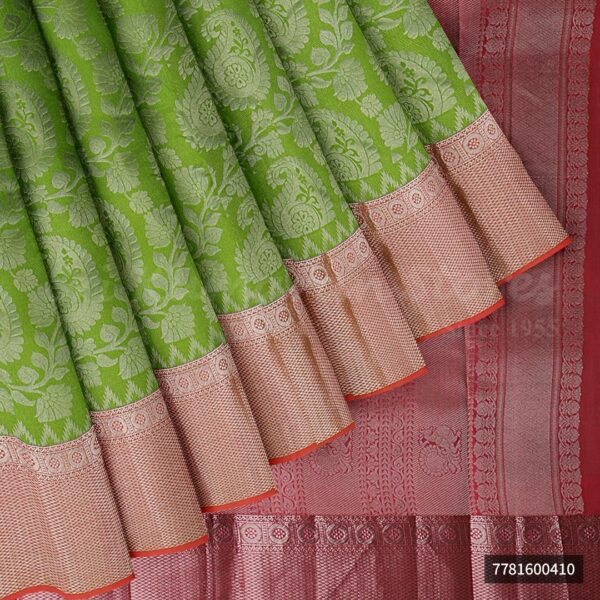 Green Saree With Pink Border - Image 4