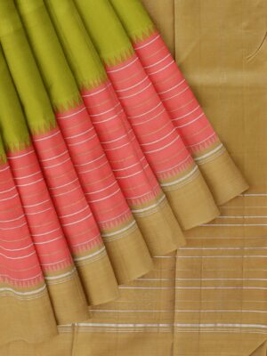 Green saree with Yellow border