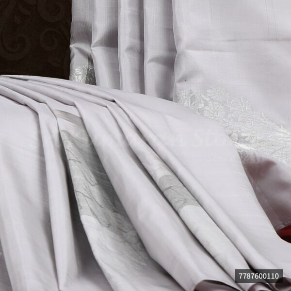 Grey Saree With Black Border - Image 3