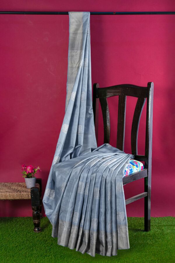 Grey saree with Purple Border - Image 3