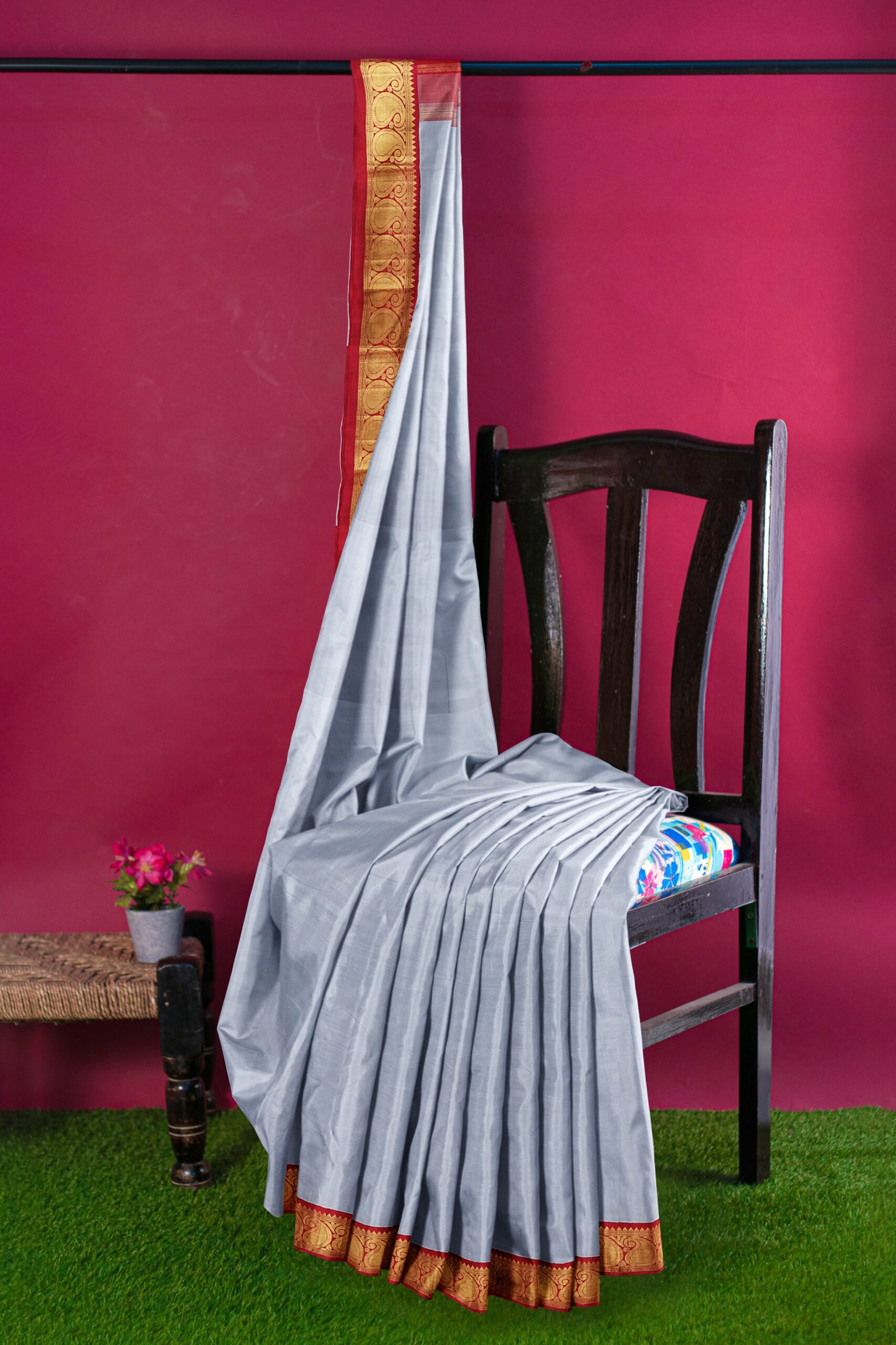 Grey Saree with Red and Gold Border - Image 3