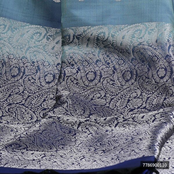 Light Blue Saree With Dark Blue Border - Image 3
