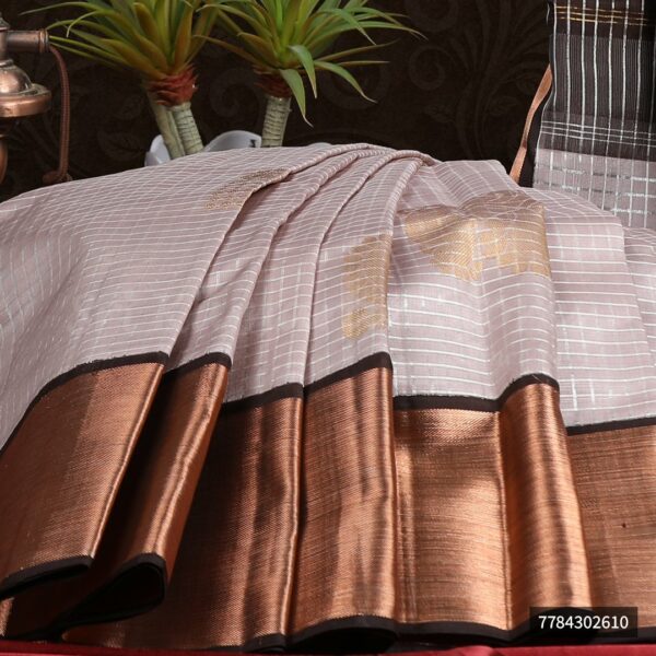 Light Brown Saree With Brown border - Image 3