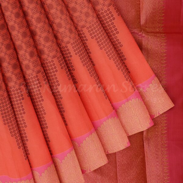 Orange Saree With Baby Pink Border - Image 4