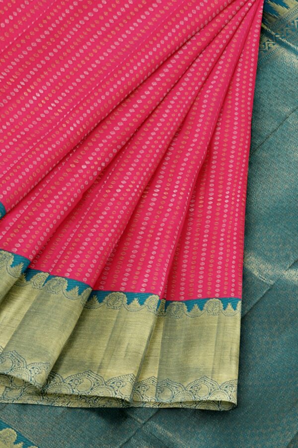 Pink saree with Torquoise Blue Border - Image 4