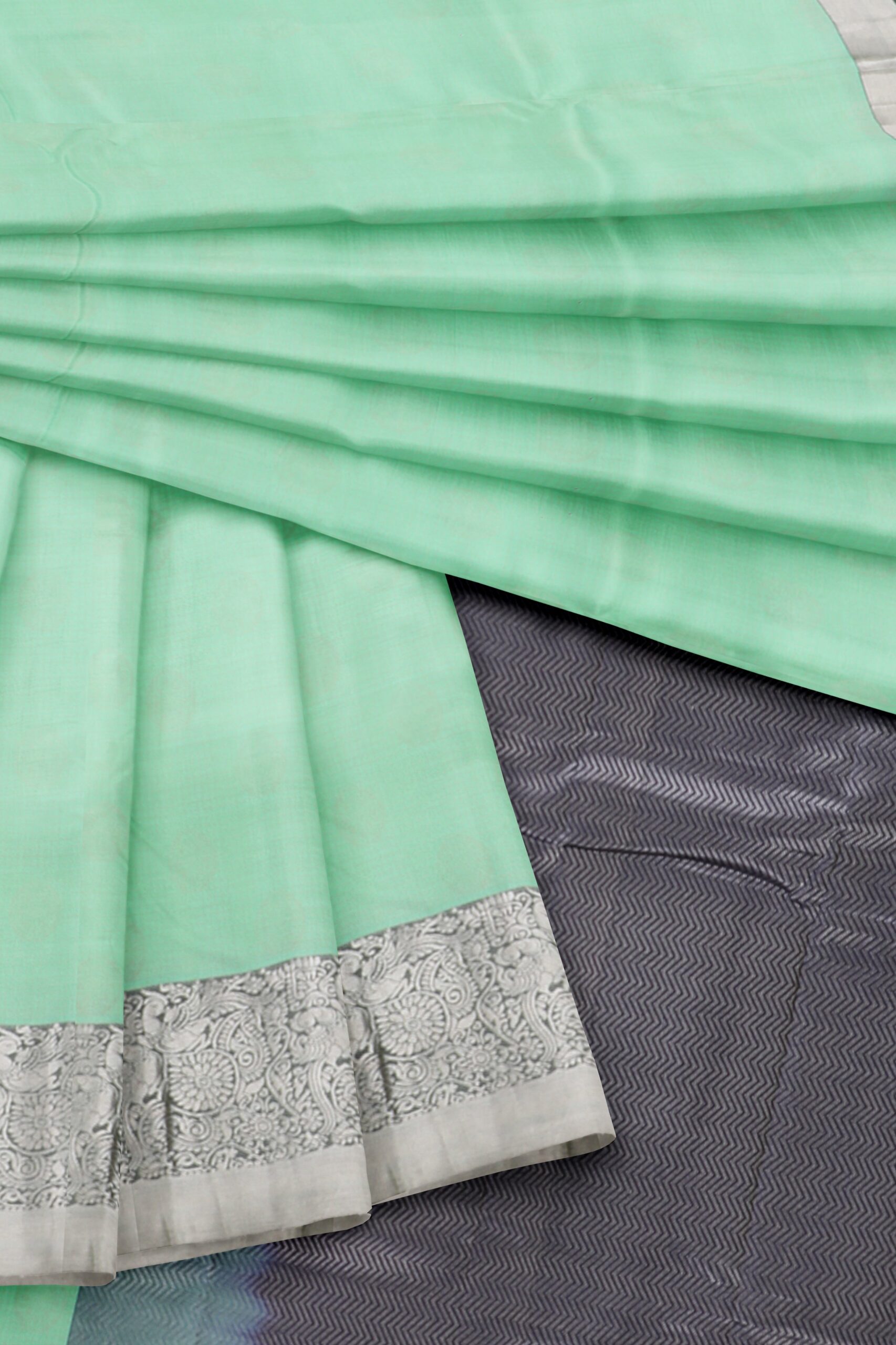 Pista green saree with silver border - Image 2