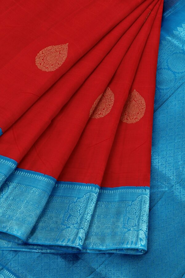 Red saree with Blue Border - Image 3