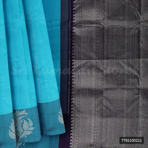 Sky Blue Saree With Dark Blue Border - Image 6