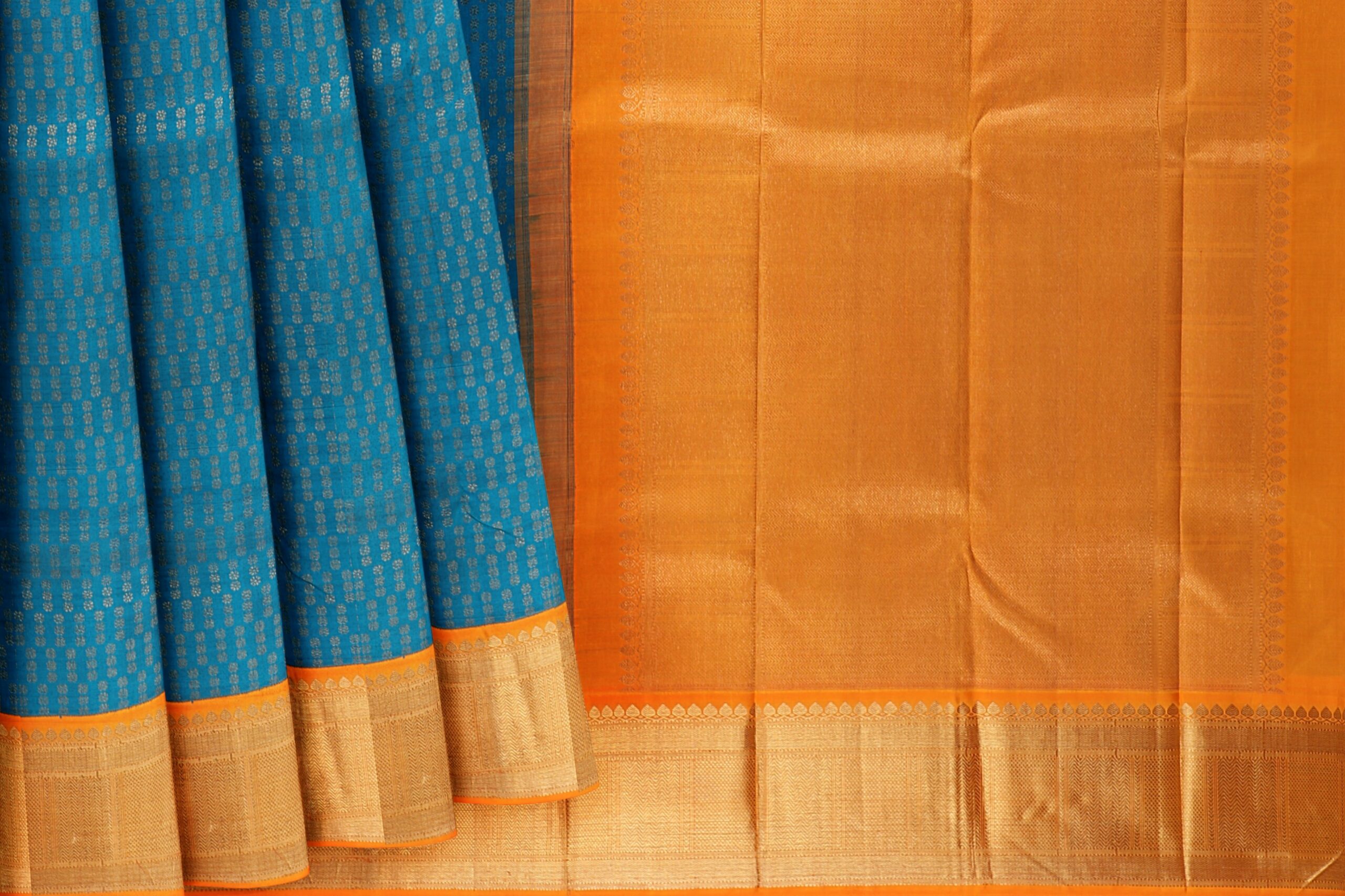 Torqouise Blue saree with Orange Border - Image 5