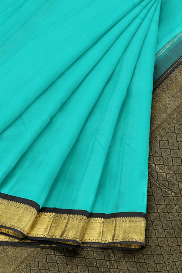 Torquiose Blue saree with Black and Gold border - Image 4