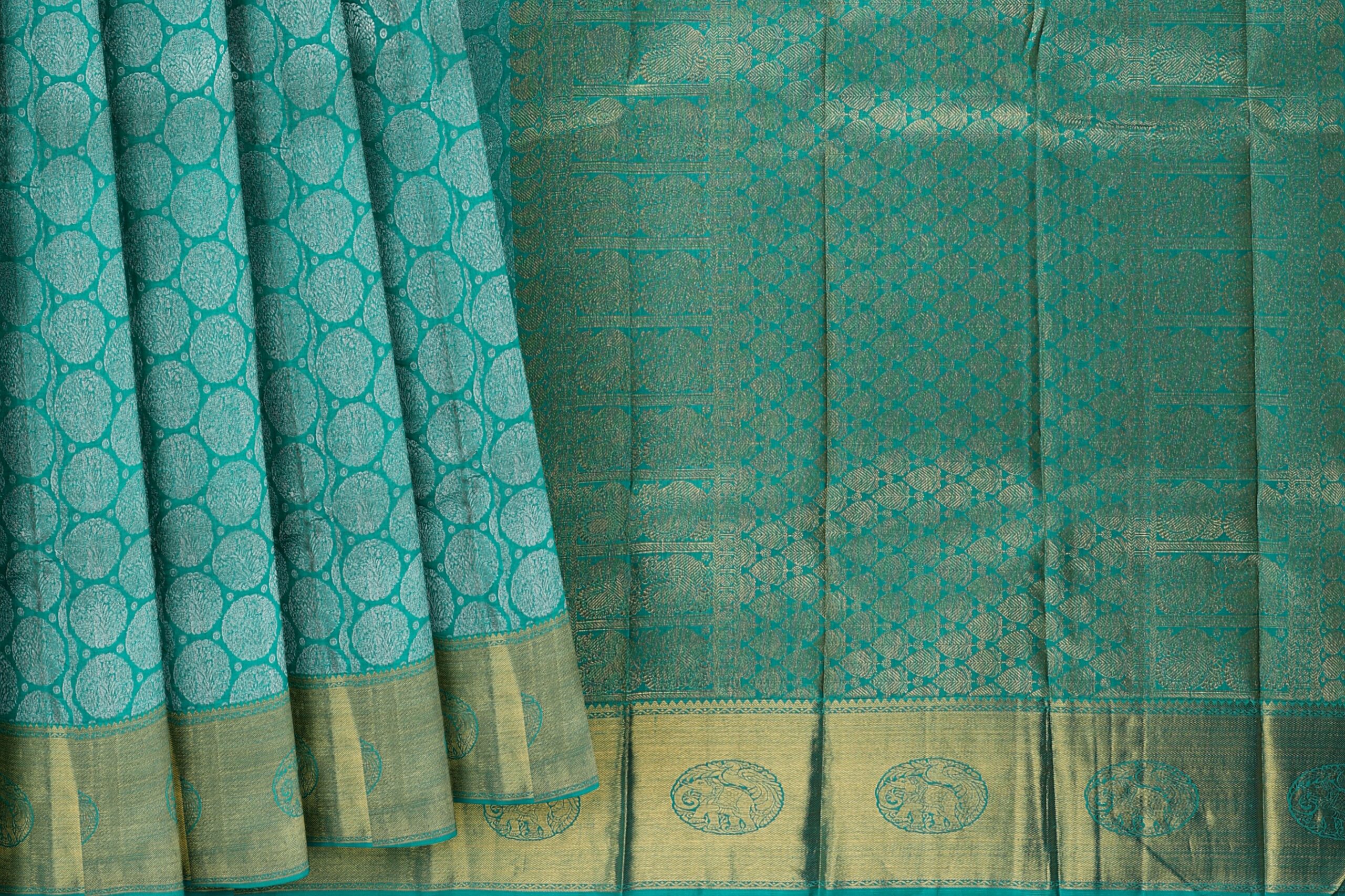 Turqouise Blue saree with Turquoise Blue border - Image 5