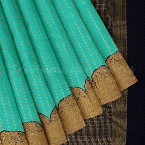 Turquoise Blue Saree With Dark Blue Border - Image 4