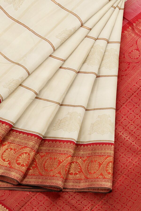 White saree with red border - Image 4