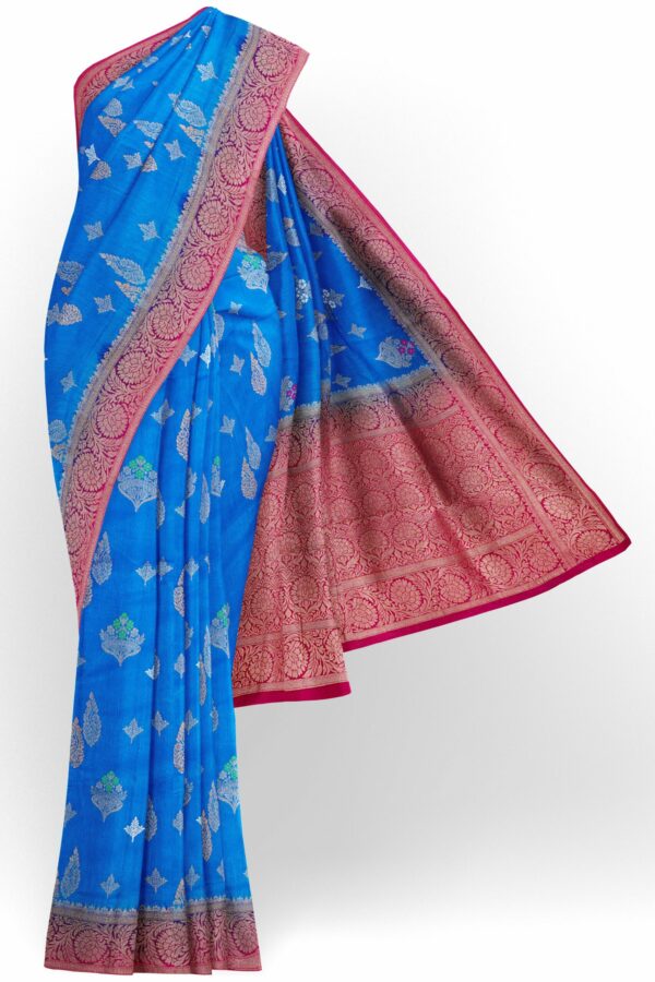 Blue saree with pink border