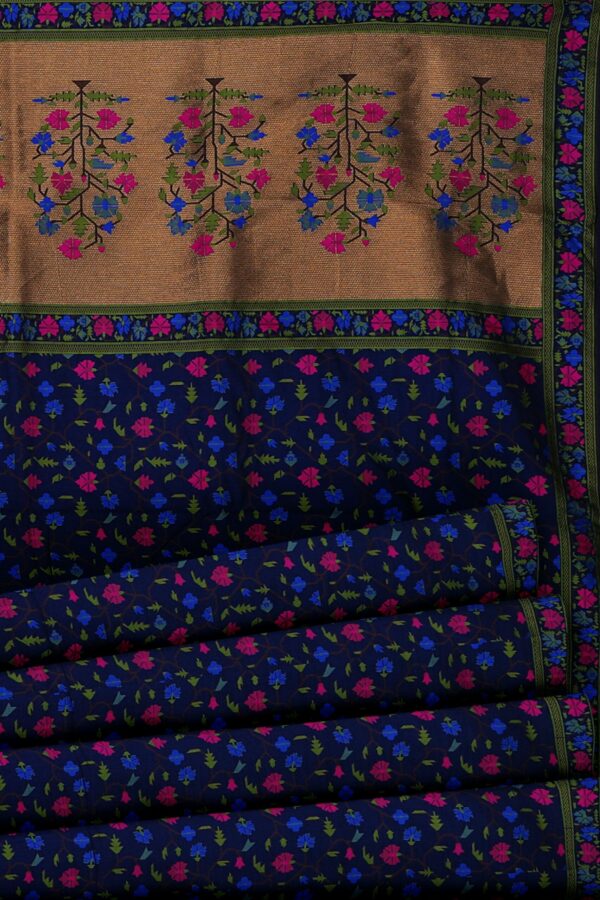 Dark blue saree with green floral border - Image 4