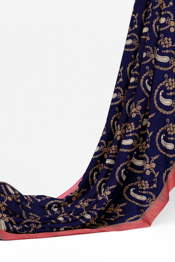Dark blue saree with pink border - Image 3