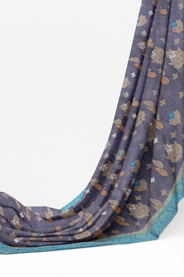 Grey saree with sky blue border - Image 3