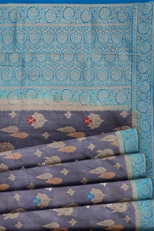 Grey saree with sky blue border - Image 4