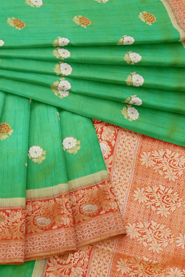 Light green saree with golden red border - Image 5