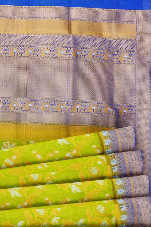 Parrot green saree with golden blue border - Image 4
