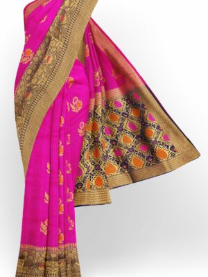 Pink saree with golden colour border