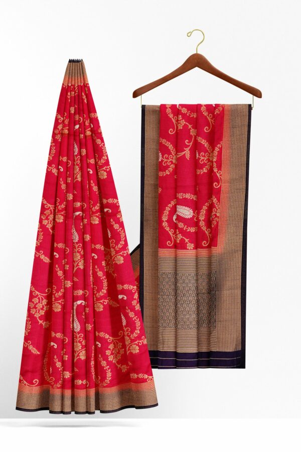 Red saree with golden dark blue border - Image 2