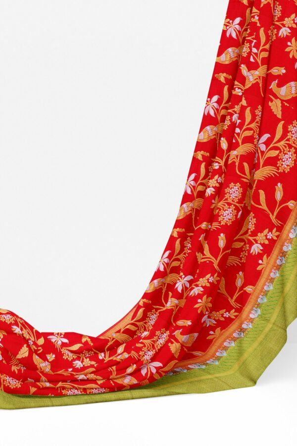 Red saree with parrot green border - Image 3