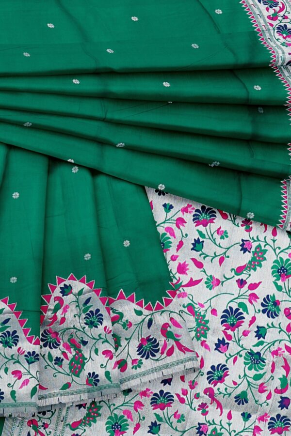 Turquoise blue saree with silver floral border - Image 5