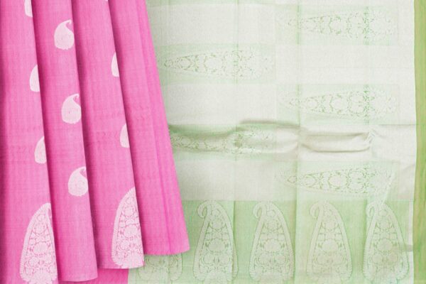 Baby pink saree with baby pink border - Image 4