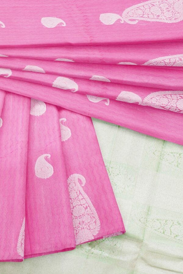 Baby pink saree with baby pink border - Image 5