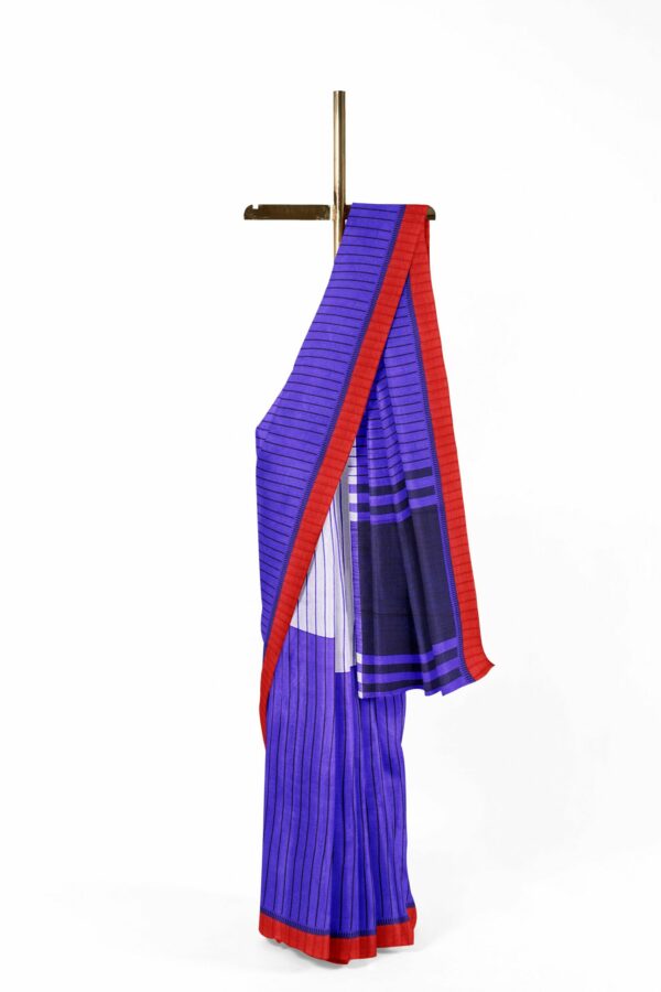 Blue saree with red border - Image 2