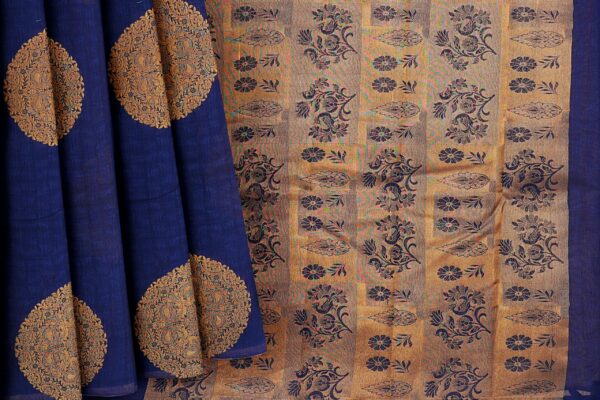 Dark blue saree with dark blue border - Image 4