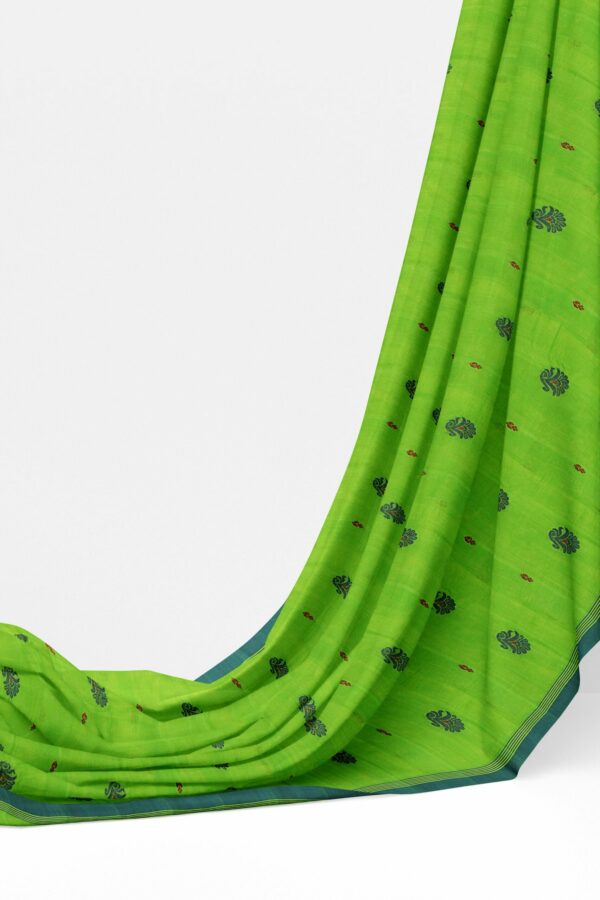Green Saree with dark green border - Image 3