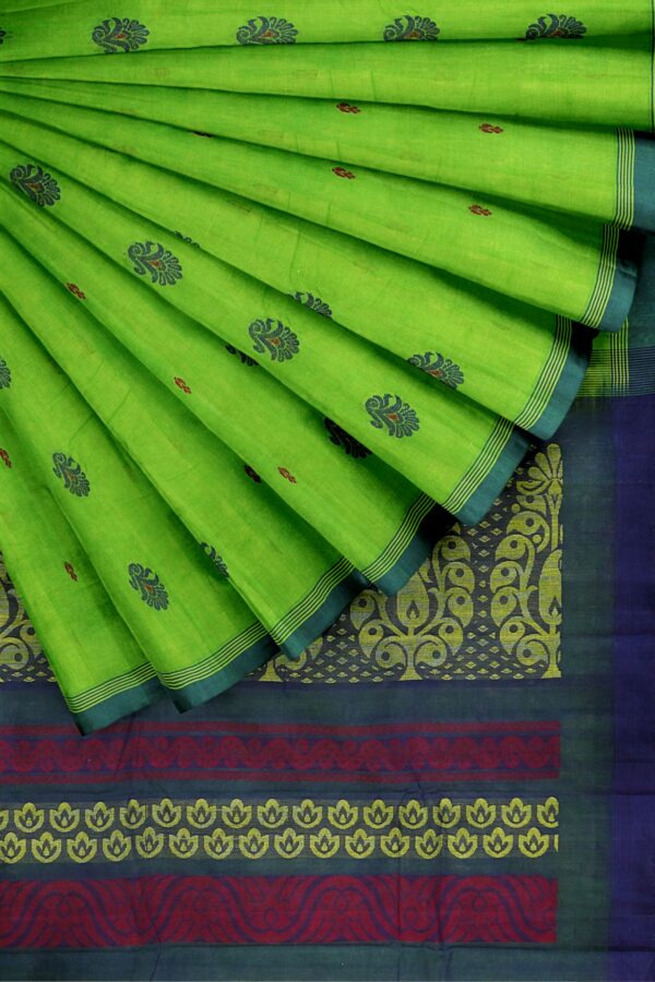 Green Saree with dark green border - Image 6