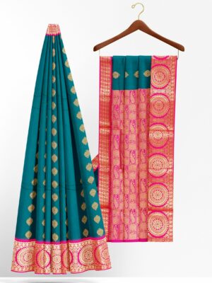 Green saree with pink border