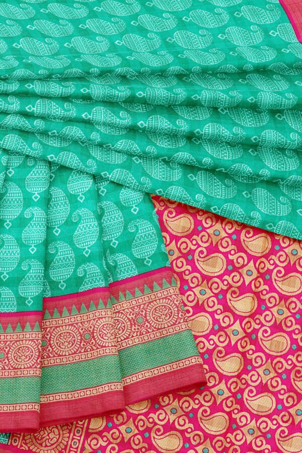 Green saree with red border - Image 5