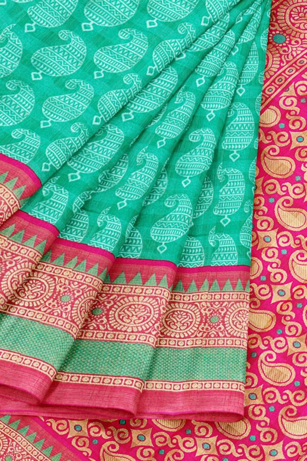 Green saree with red border - Image 6