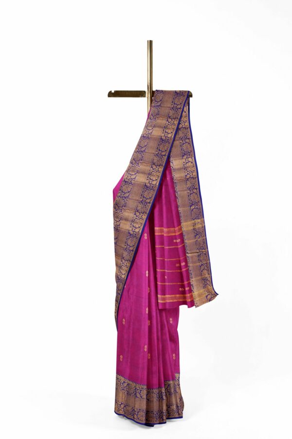 Magenta saree with Blue border - Image 2