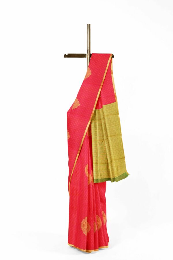 Pink saree with golden border - Image 2