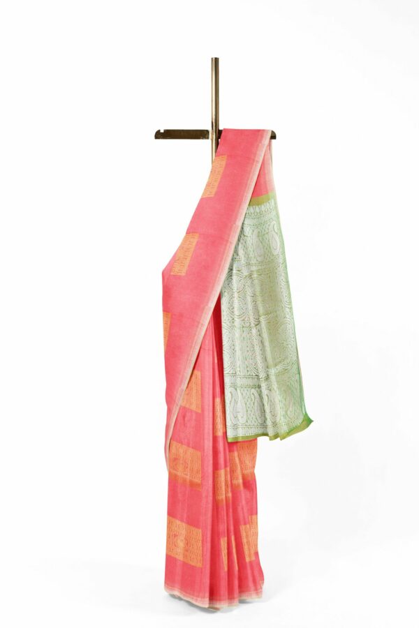 Pink saree with pink border - Image 2