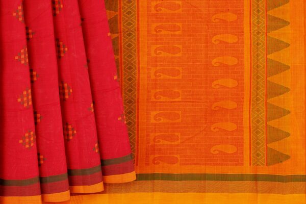 Red saree with orange border - Image 4
