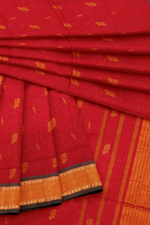 Red saree with yellow border - Image 5