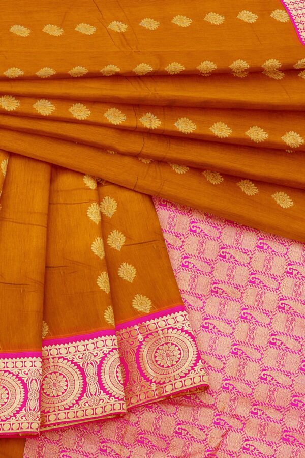 Yellow saree with pink border - Image 5